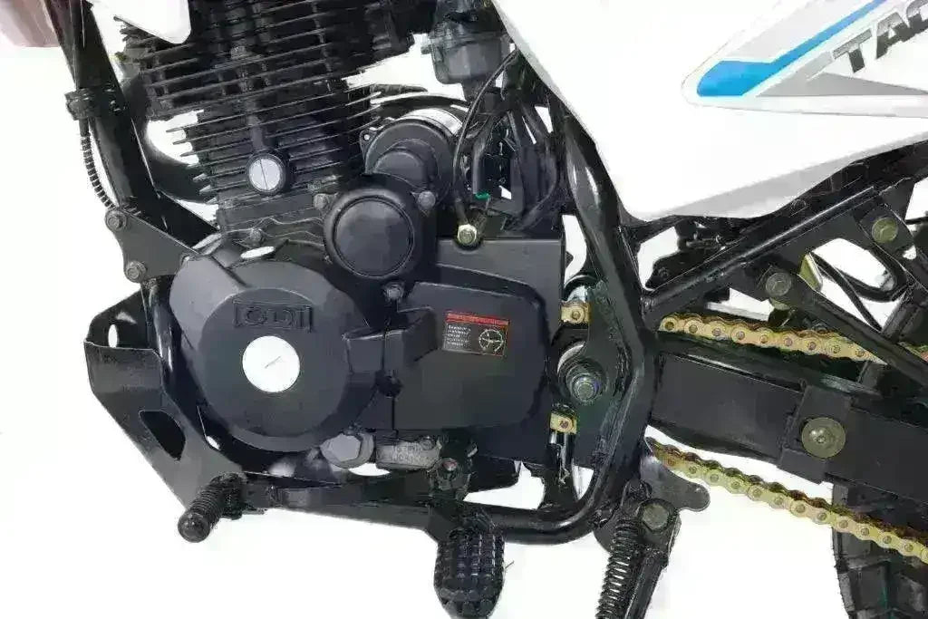 Close-up of TBR7D 250cc motorcycle engine and gold chain drive system