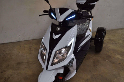 Three Wheeled 50cc Trike Scooters - Q9 PowerSports USA
